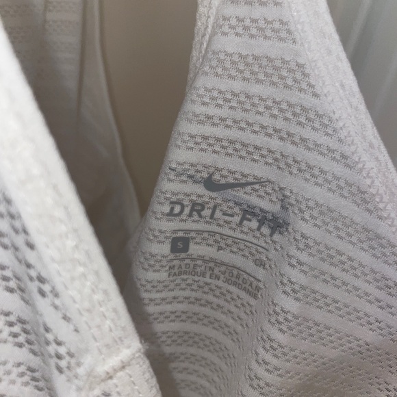 Nike Dri Fit White Tank - Picture 4 of 4